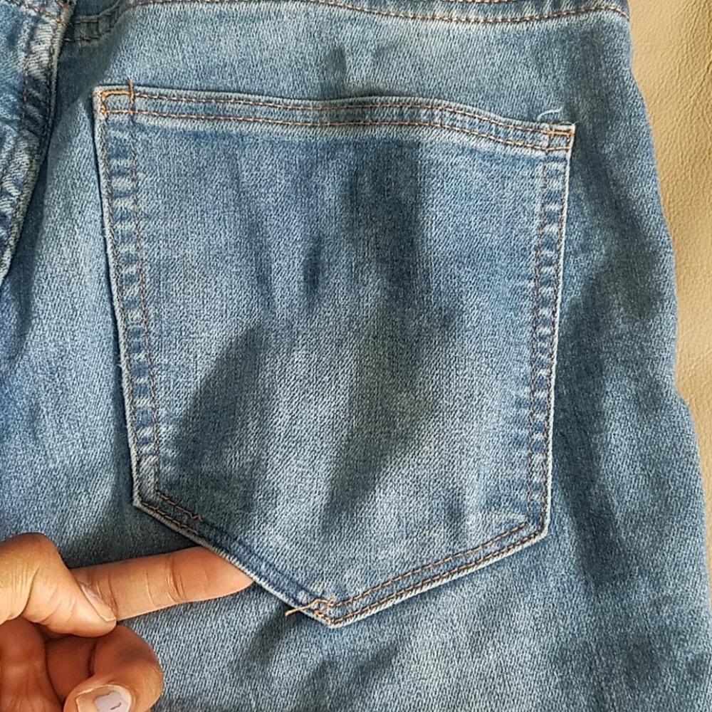 Jeans - Picture 4 of 4